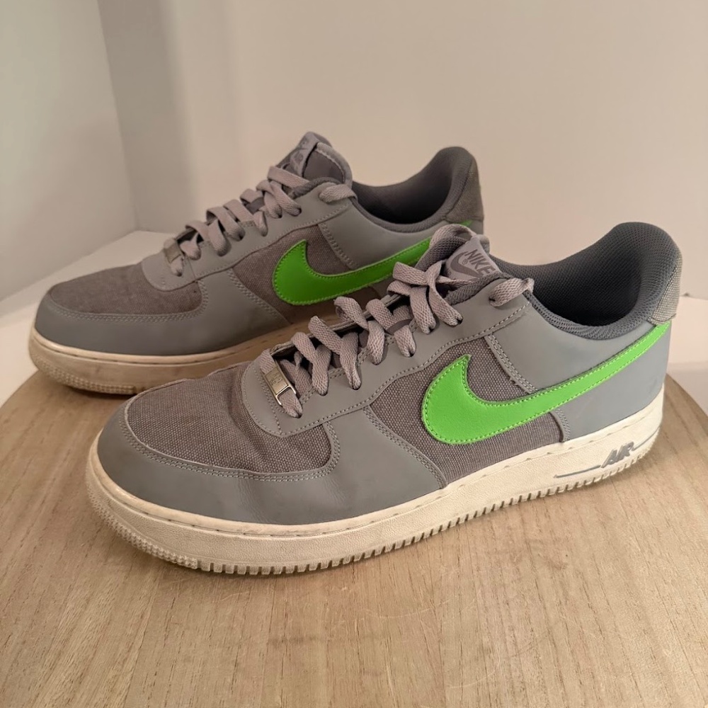 Nike Air Force 1 Low Gray Volt Green Swoosh Men’s Size 13